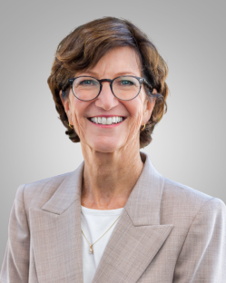 Portrait of Sue Andersen